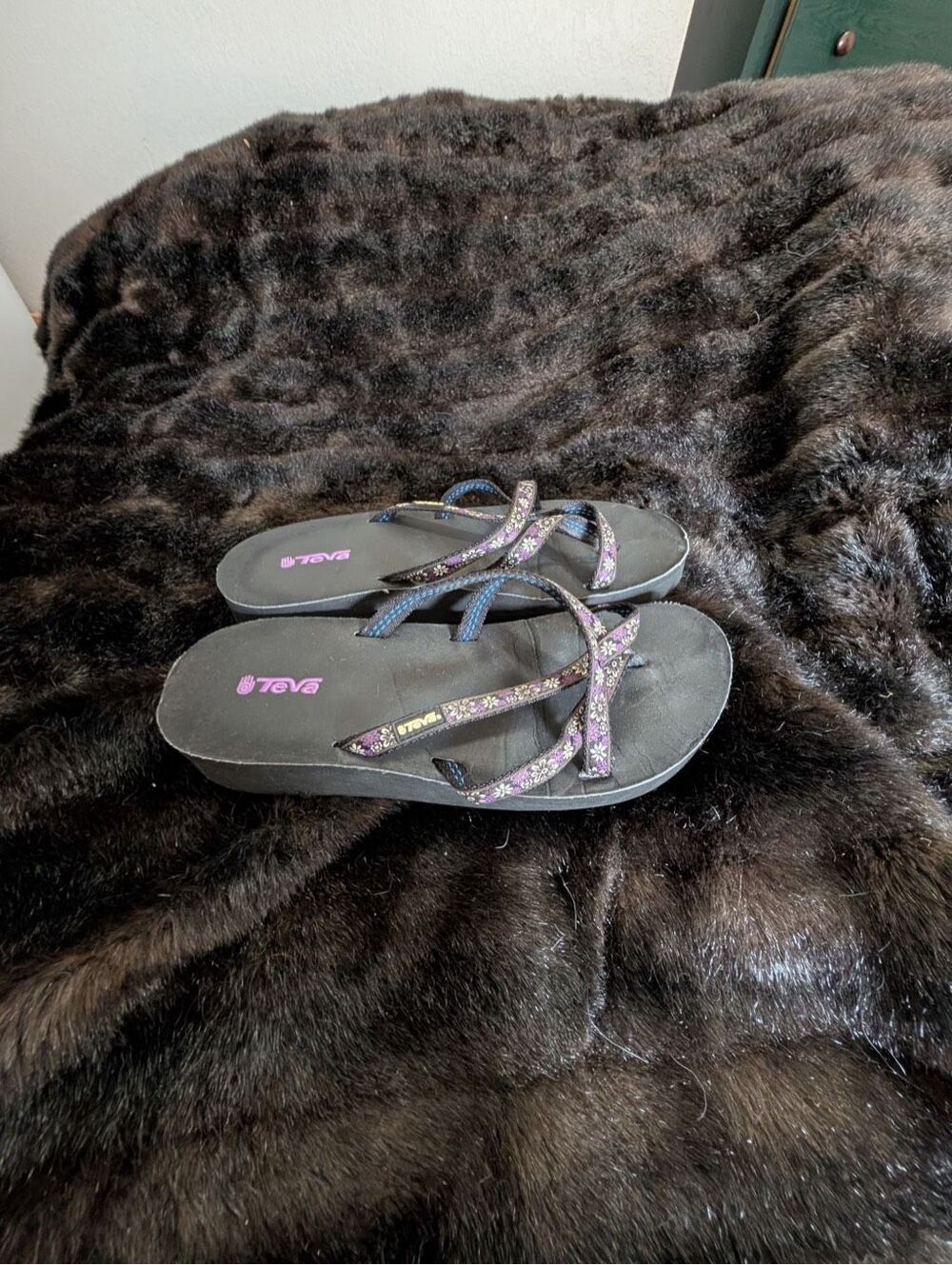 Teva Mandalyn Fabric Wedge Flip Flop/Thong Sz 10 D SN 4242 Purple/Black Strappy